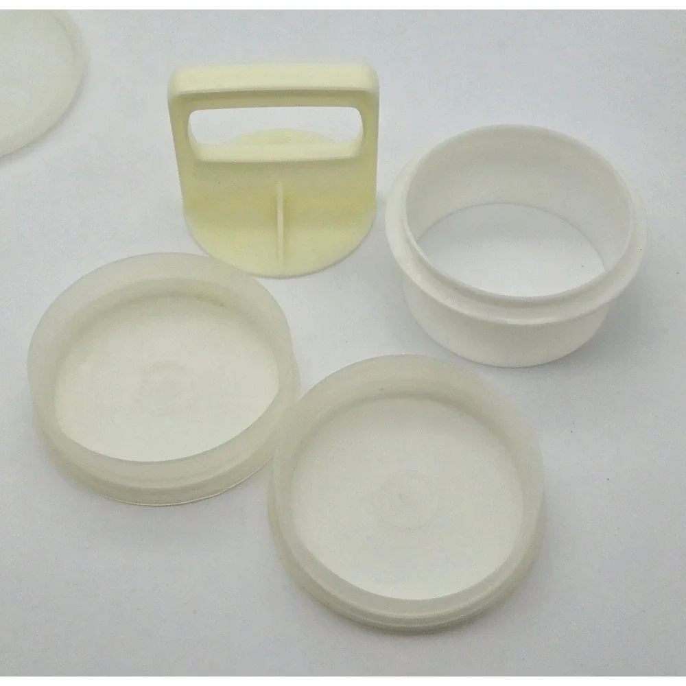N/A tupperware hamburger